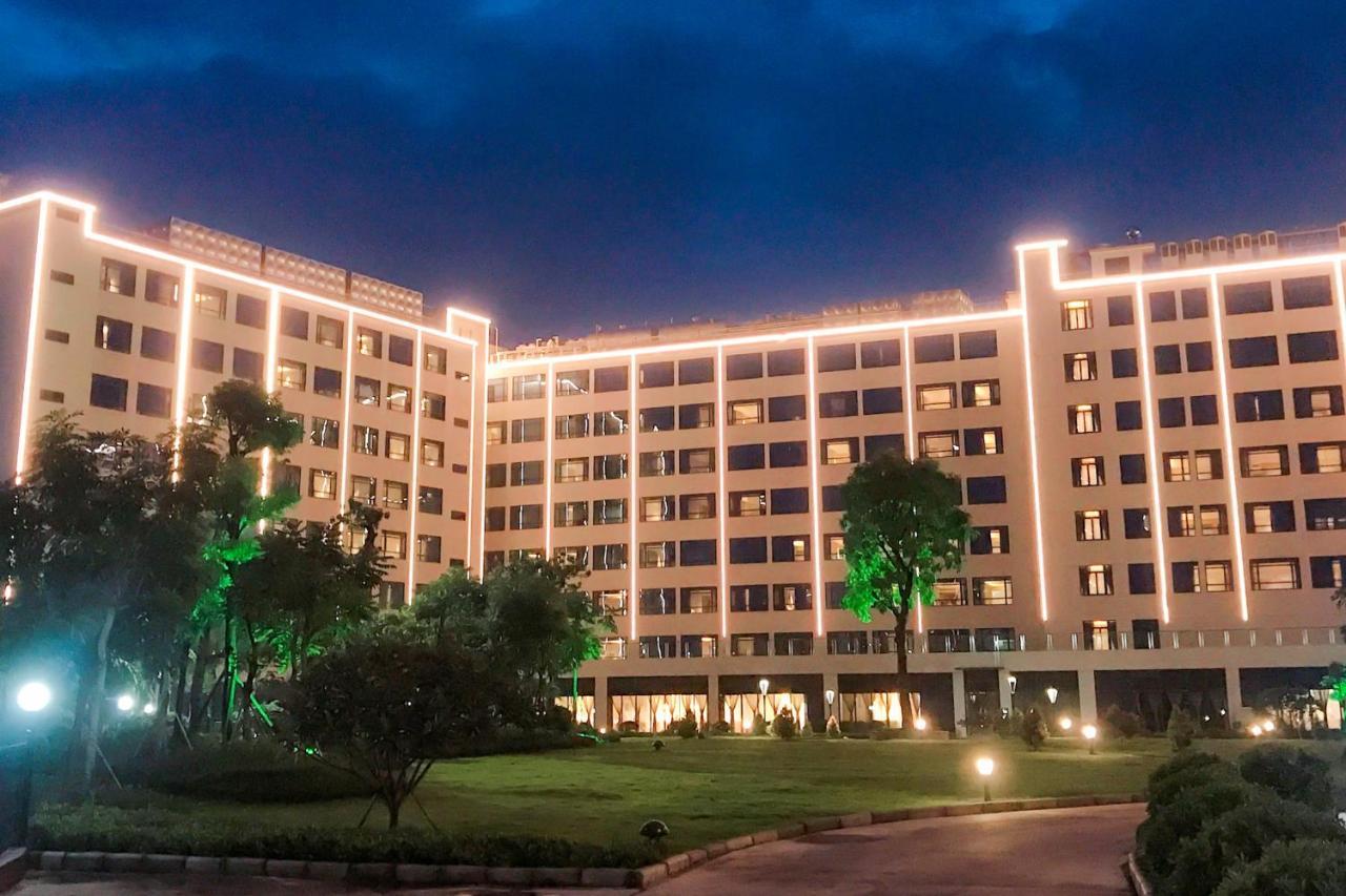 Southern Airlines Pearl Airport Hotel- Free Shuttle Bus To Airport Guangzhou