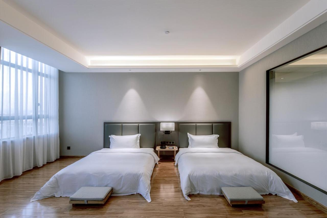 Southern Airlines Pearl Airport Hotel- Free Shuttle Bus To Airport Guangzhou