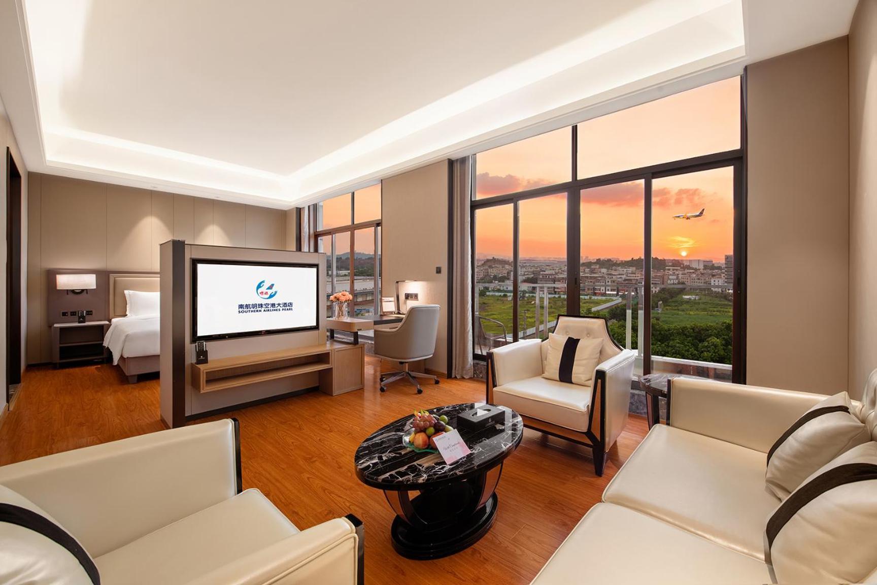 Southern Airlines Pearl Airport Hotel- Free Shuttle Bus To Airport 5*