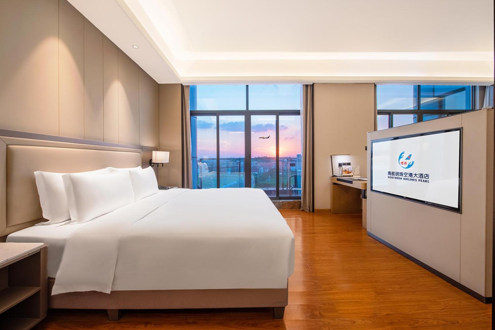 Southern Airlines Pearl Airport Hotel- Free Shuttle Bus To Airport 5* Guangzhou